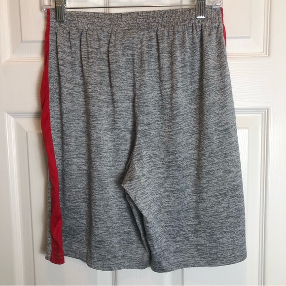 Colosseum University of Louisville Shorts Men’s Small - Picture 7 of 8